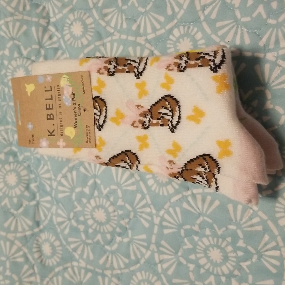 NEW WOMENS SOCKS 2PACK** PRICE IS FIRM!!